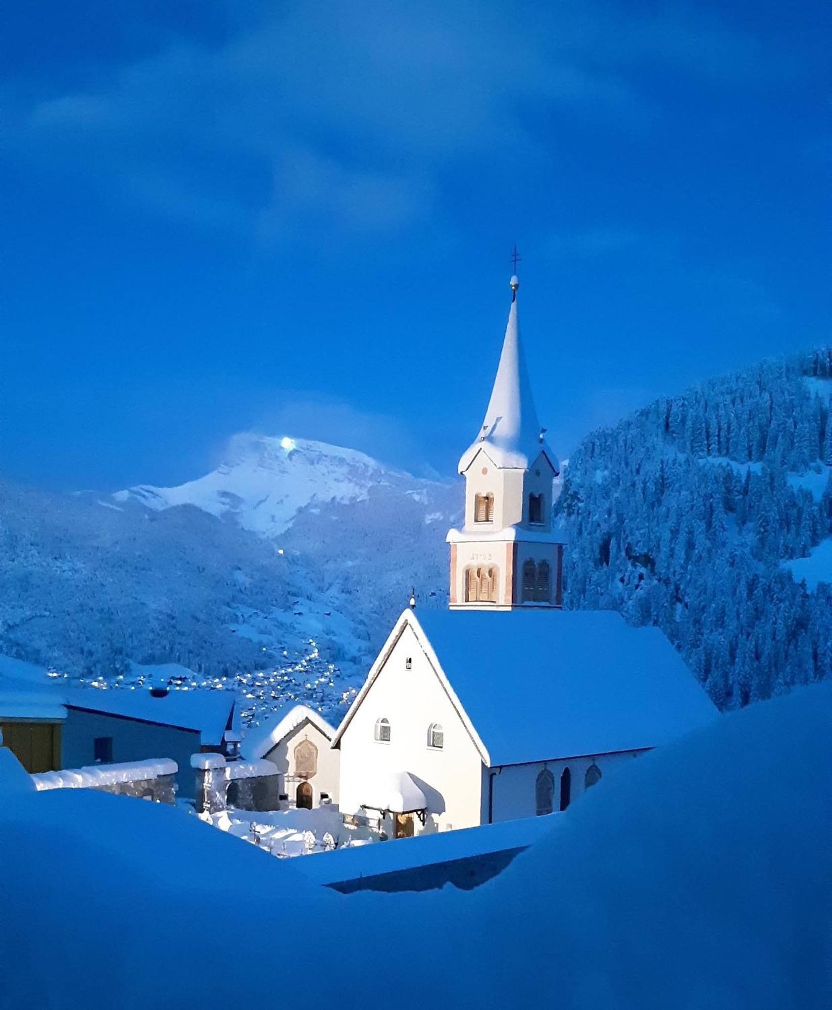 Garni Kostner Hotell Ortisei Exteriör bild