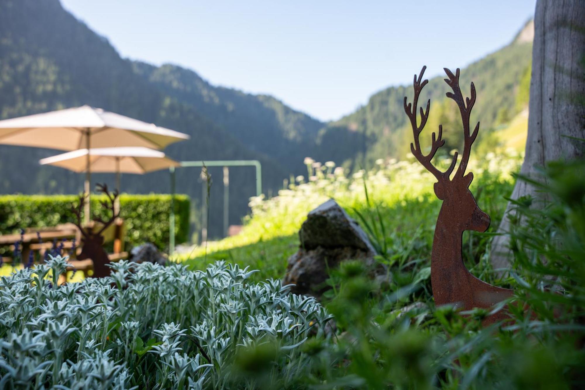 Garni Kostner Hotell Ortisei Exteriör bild