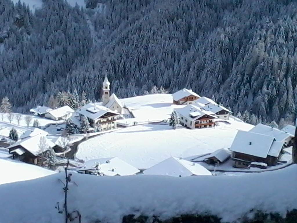 Garni Kostner Hotell Ortisei Exteriör bild