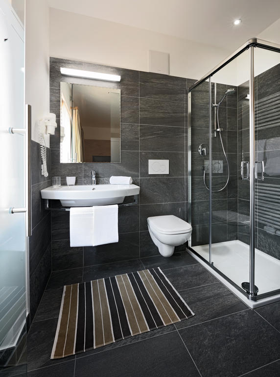 Garni Kostner Hotell Ortisei Exteriör bild