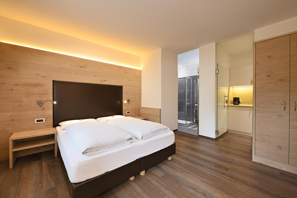 Garni Kostner Hotell Ortisei Exteriör bild